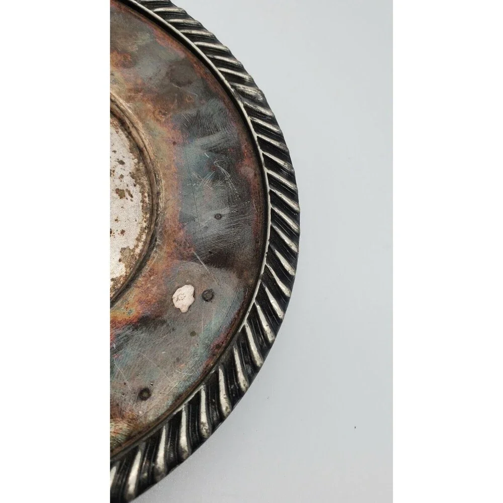 Meriden B Company  *** Rogers Bro 22 Made In USA Silverplate Saucer 5.75